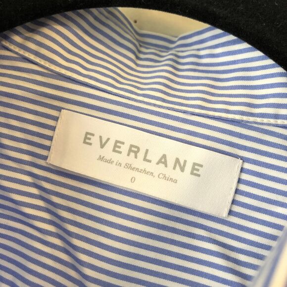 Everlane Blue Striped The Relaxed Poplin Shirt Button Up Cotton Womens Sz 0 EUC - Picture 4 of 6
